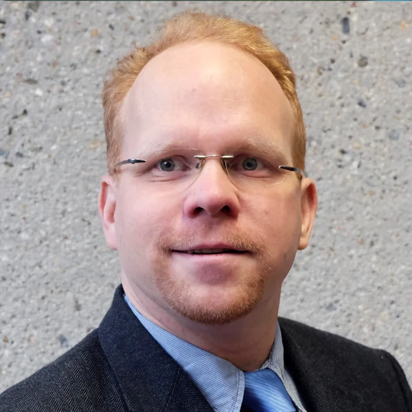 Dr. Magnus Müller Dr. Magnus Müller